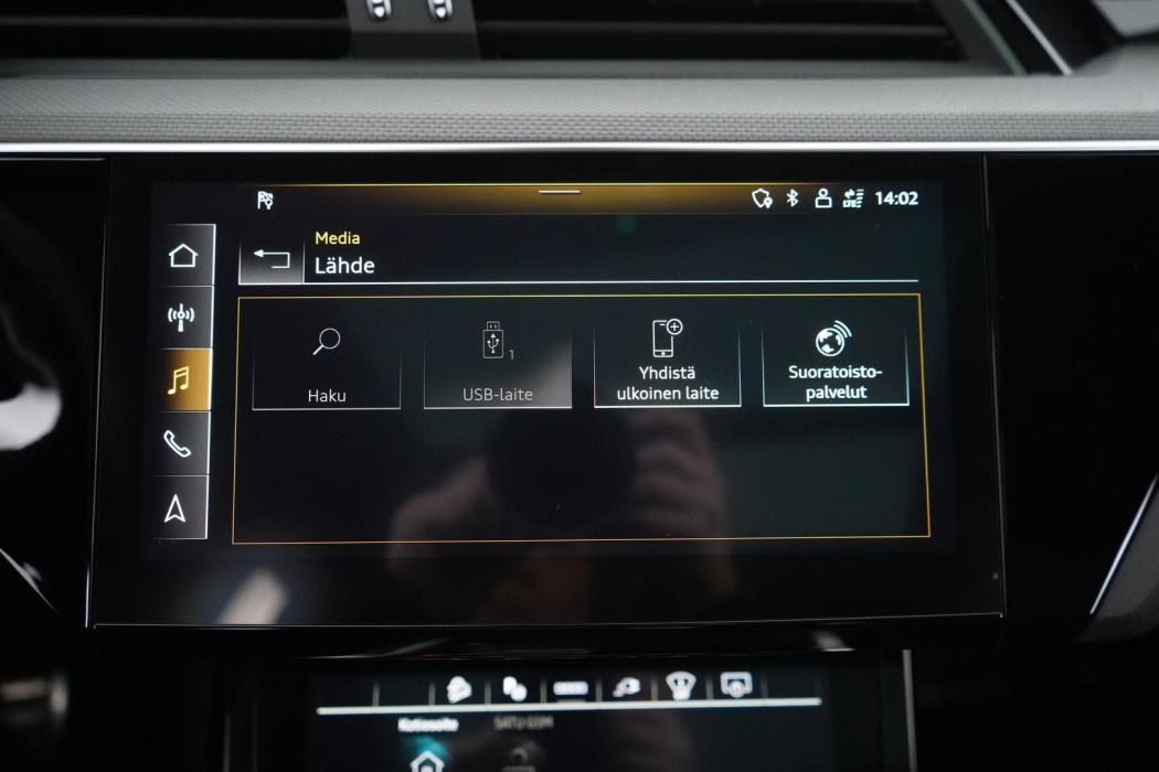 AUDI Q8 E-TRON 2024