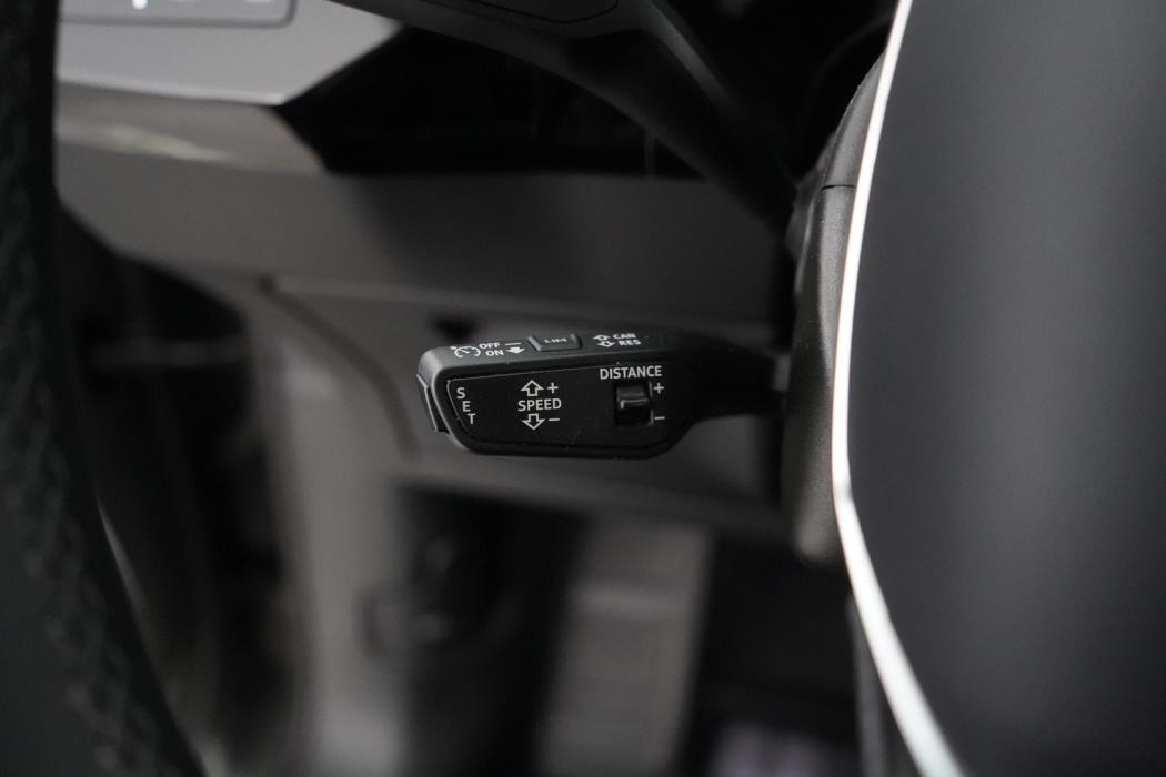 AUDI Q8 E-TRON 2024