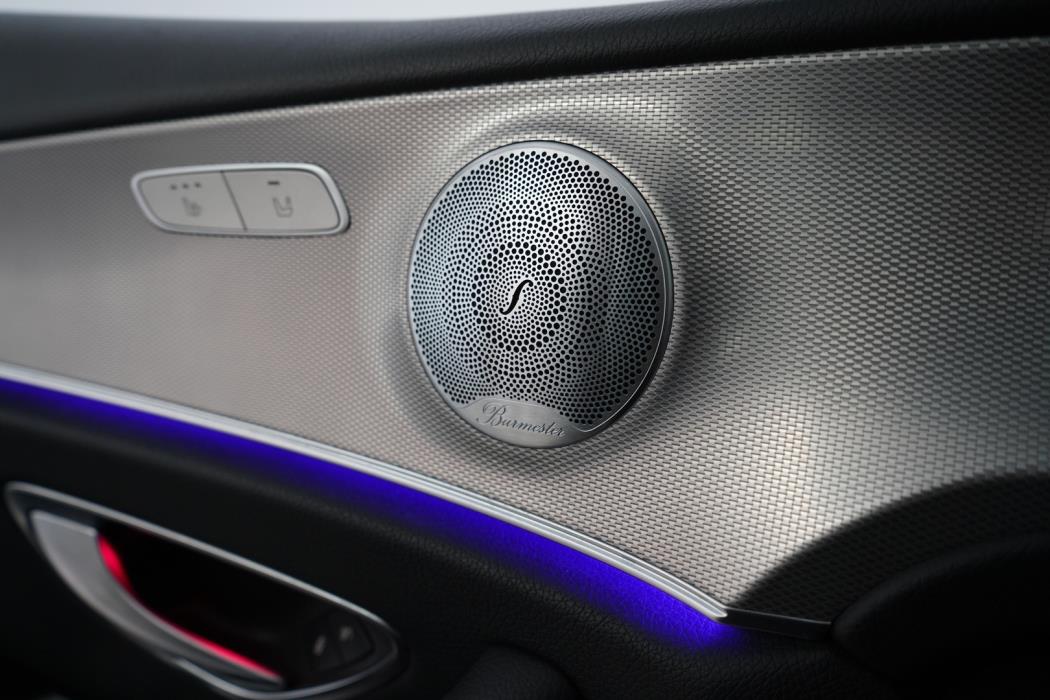 MERCEDES-BENZ E 2018