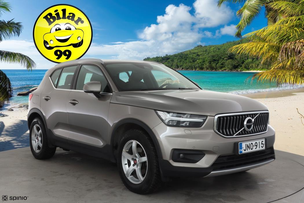 VOLVO XC40 2020
