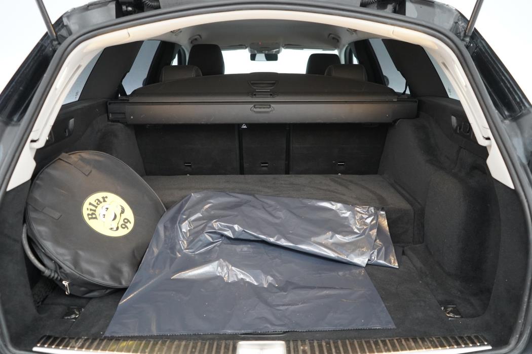 MERCEDES-BENZ E 2020