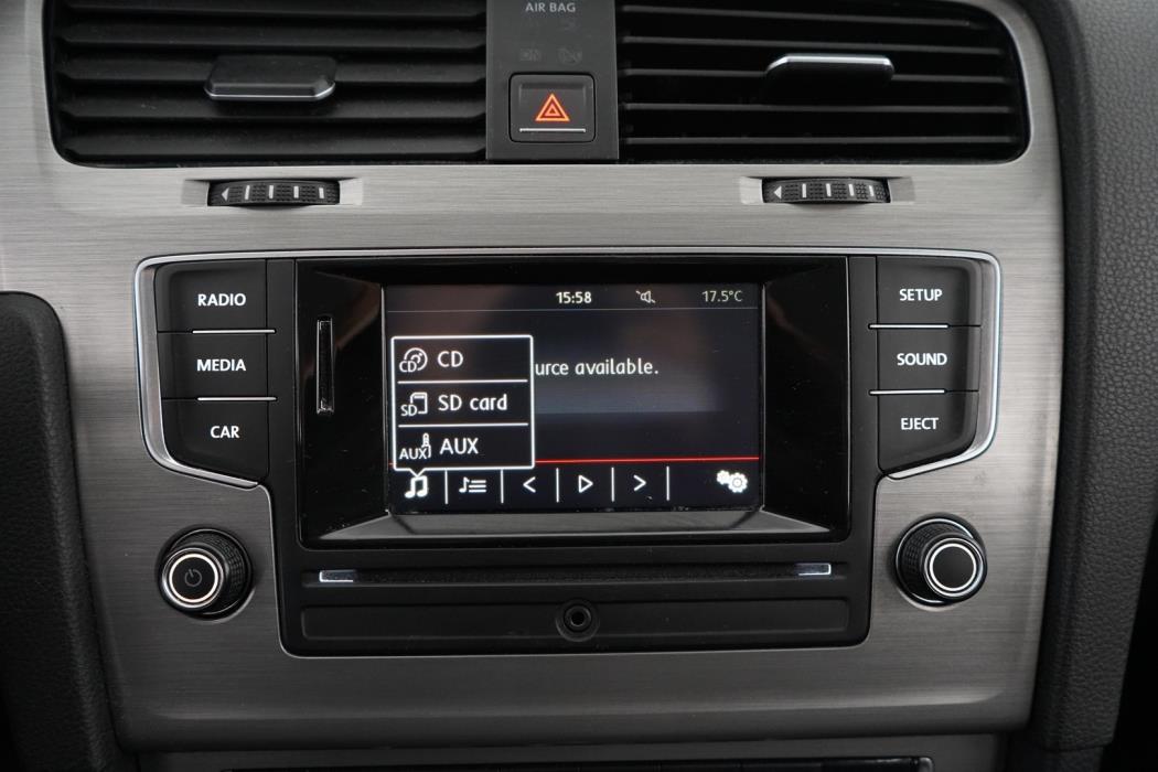 VOLKSWAGEN Golf 2014
