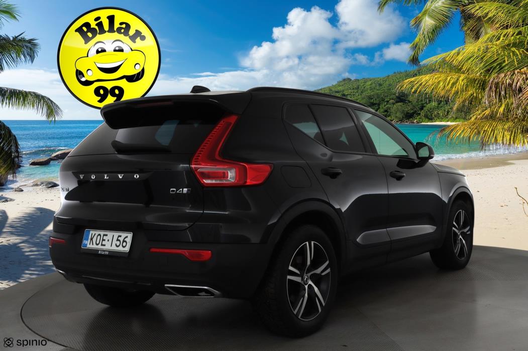 VOLVO XC40 2019