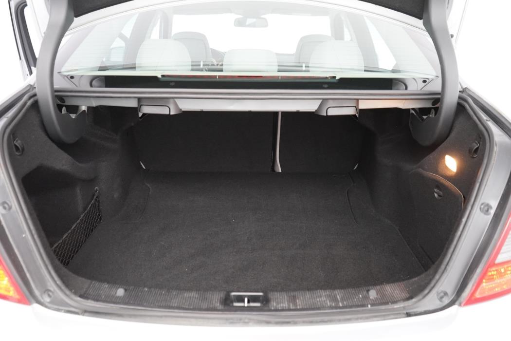 MERCEDES-BENZ C 2009