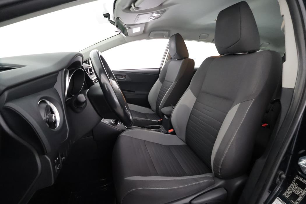 TOYOTA Auris 2017