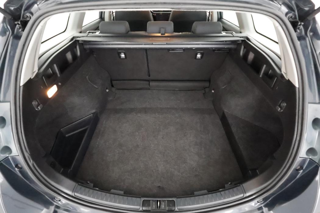 TOYOTA Auris 2017