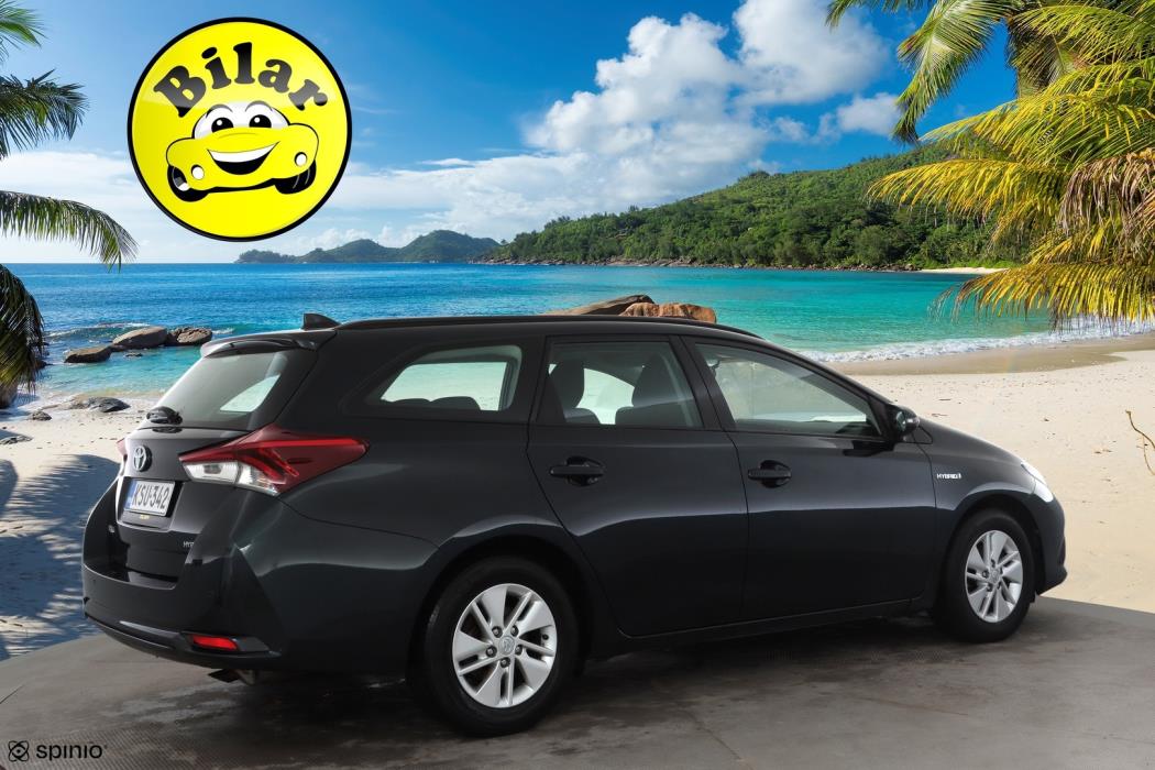 TOYOTA Auris 2017