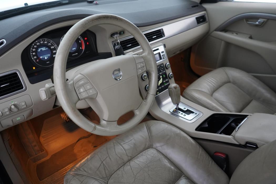 VOLVO XC70 2007