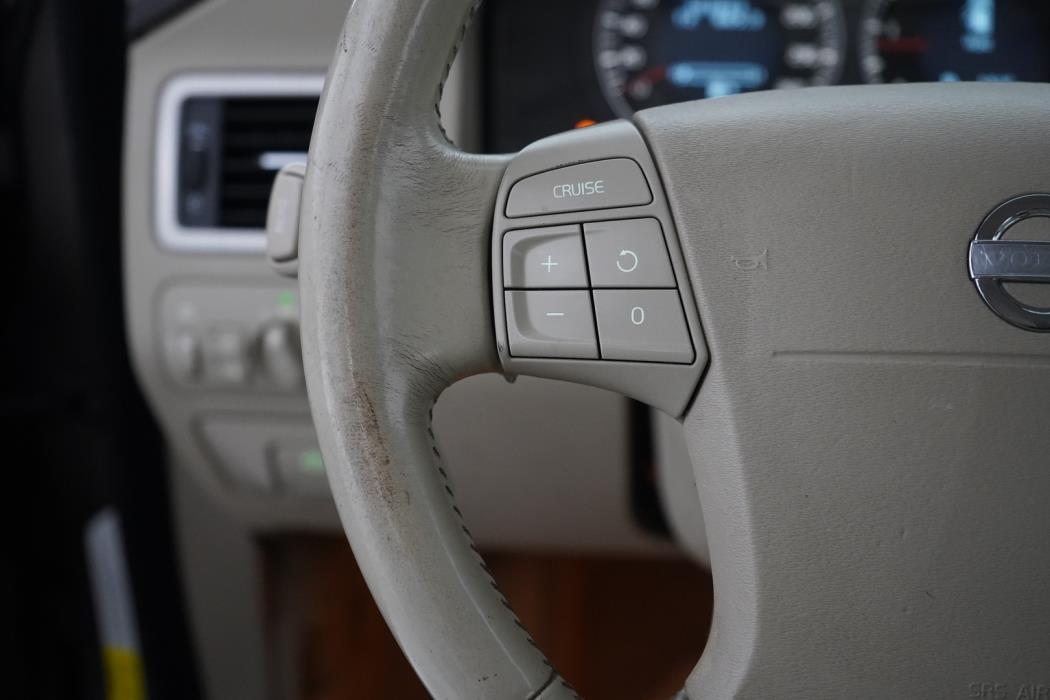 VOLVO XC70 2007