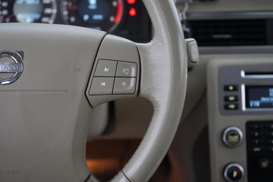 VOLVO XC70 2007
