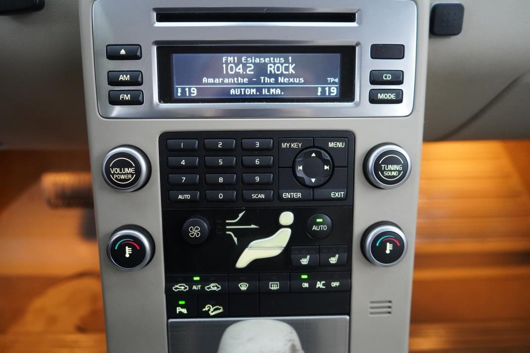 VOLVO XC70 2007