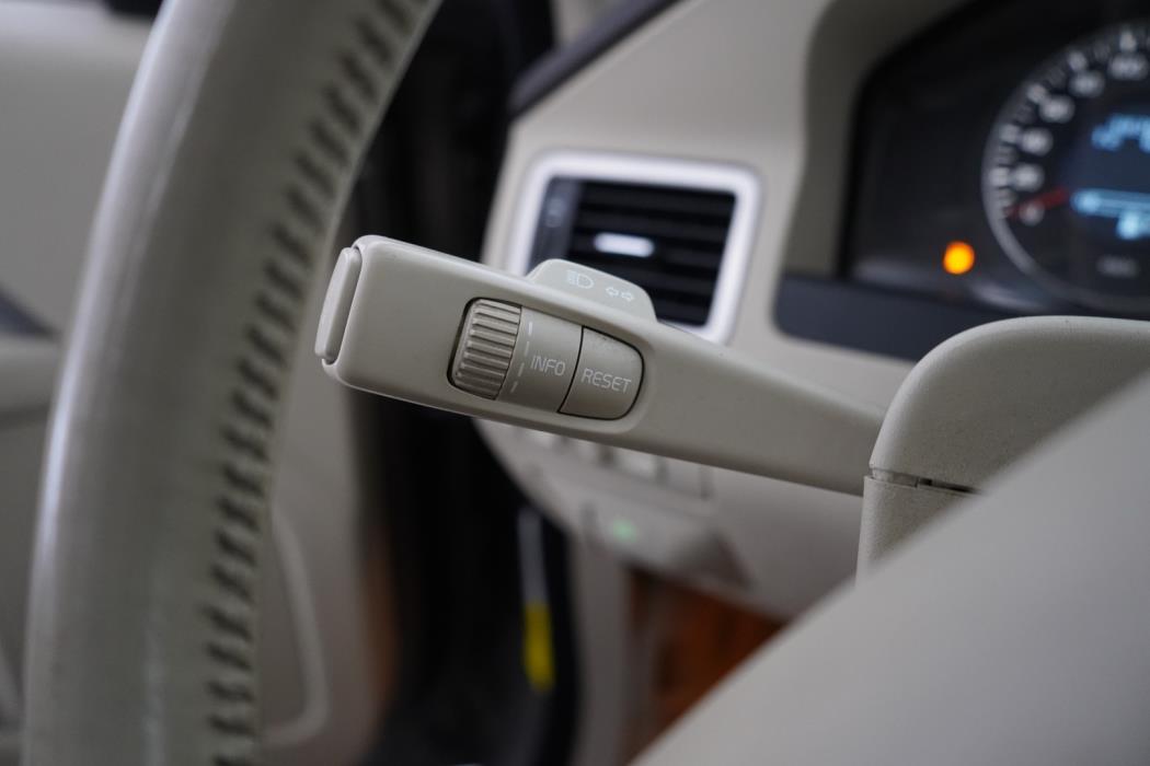 VOLVO XC70 2007