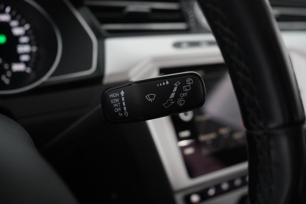 VOLKSWAGEN Passat 2019