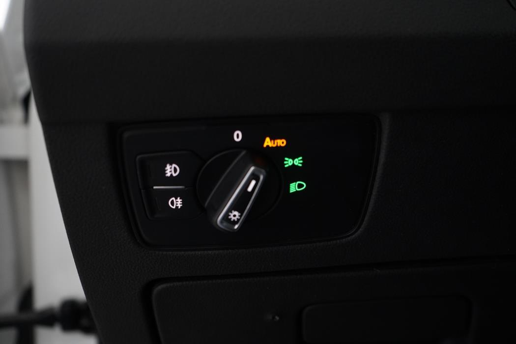 VOLKSWAGEN Passat 2019