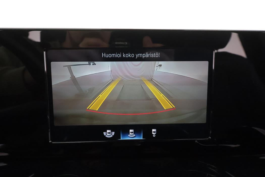 MERCEDES-BENZ GLB 2022