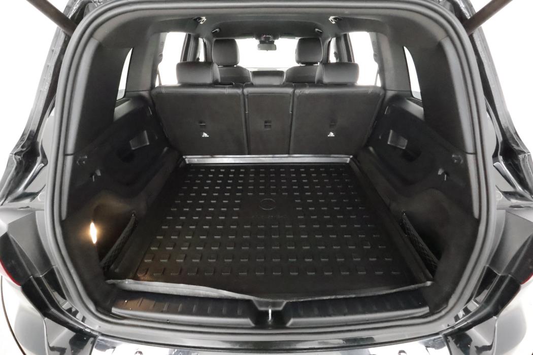 MERCEDES-BENZ GLB 2022