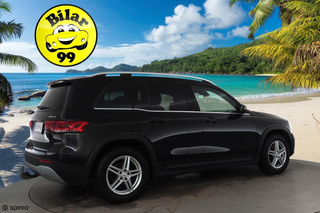 MERCEDES-BENZ GLB 2022