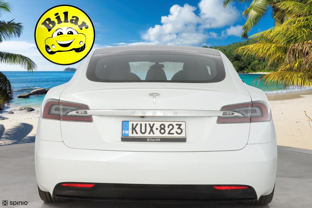 TESLA Model S 2020