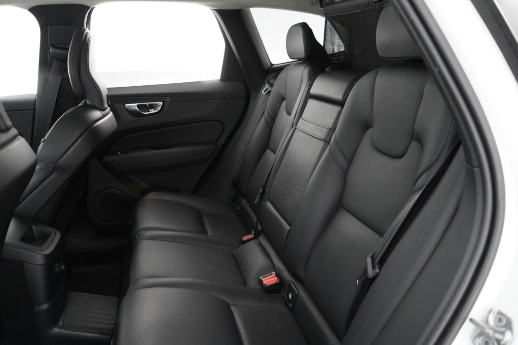 VOLVO XC60 2019