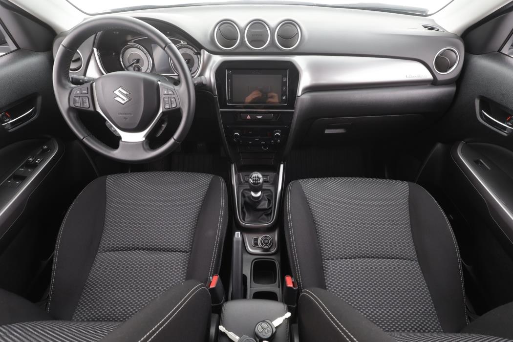 SUZUKI Vitara 2024