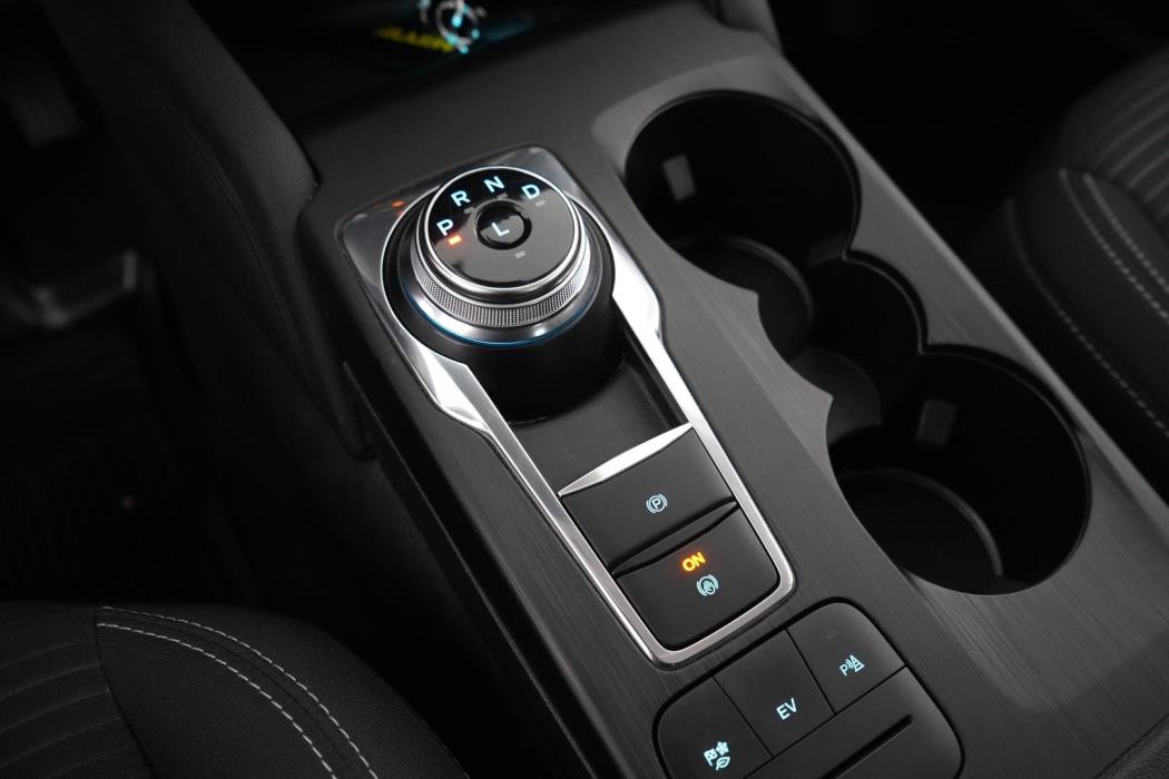 FORD Kuga 2022