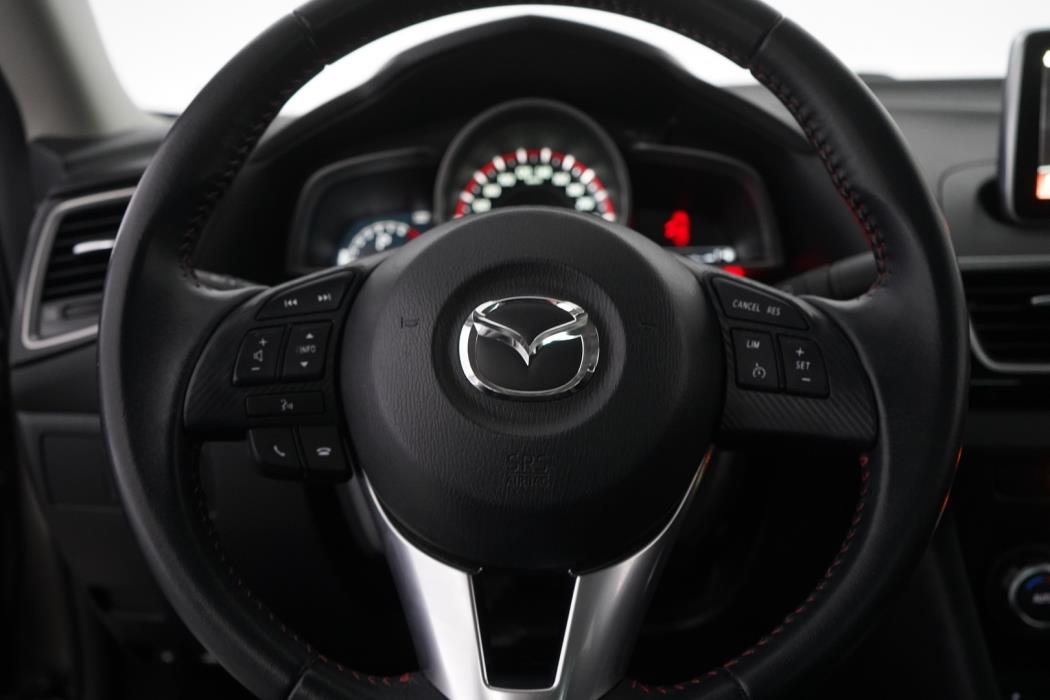 MAZDA 3 2016