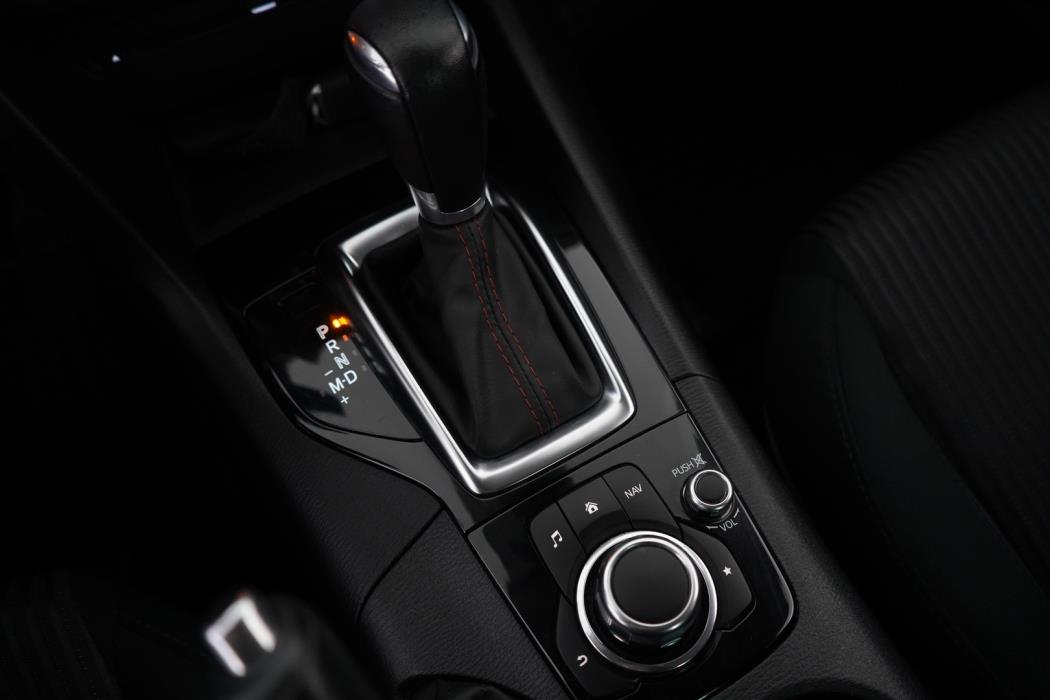 MAZDA 3 2016