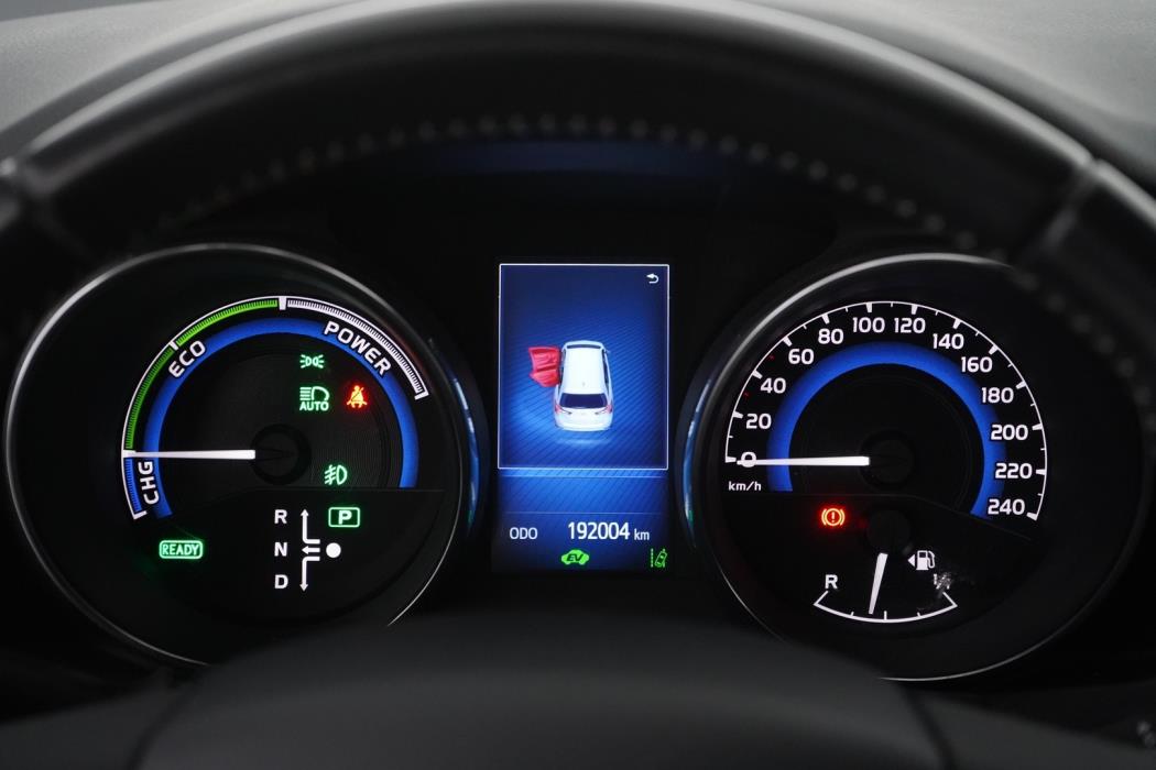 TOYOTA Auris 2017