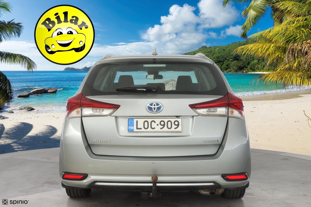 TOYOTA Auris 2017