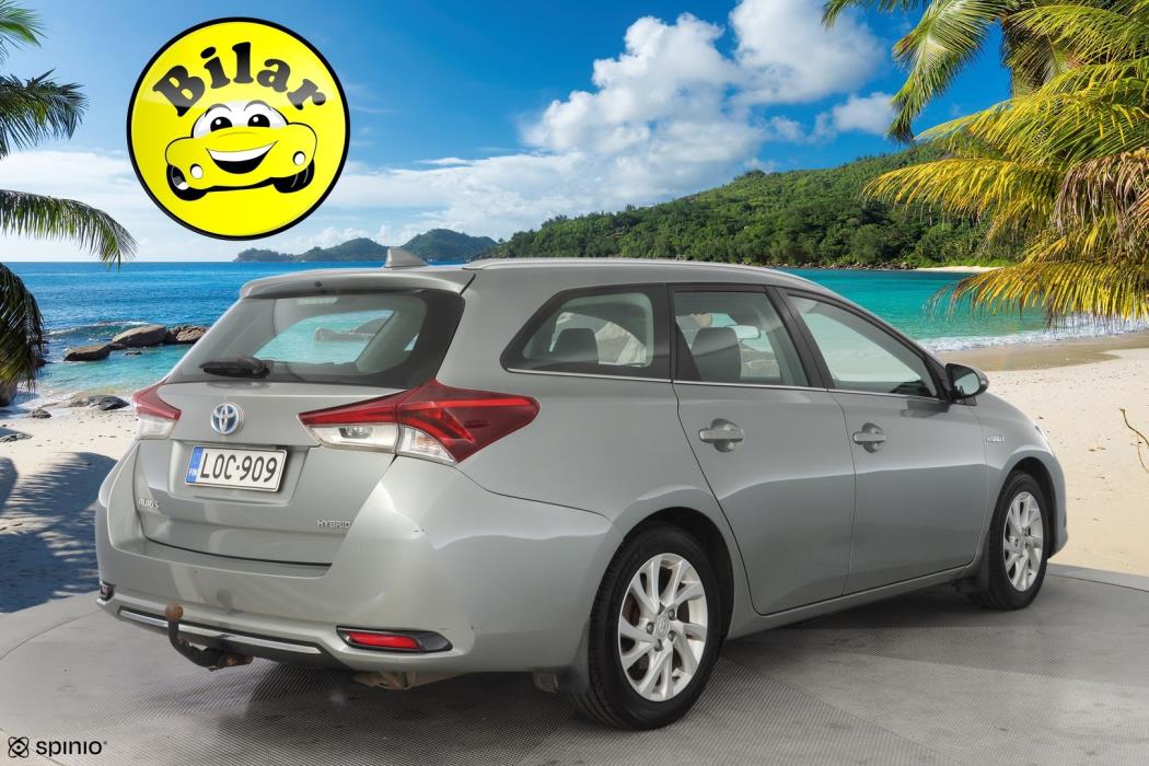 TOYOTA Auris 2017