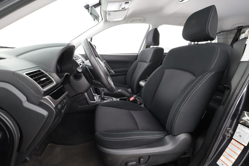 SUBARU Forester 2018