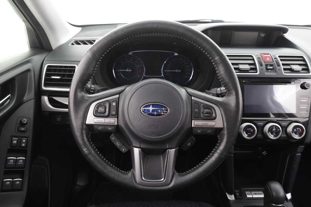 SUBARU Forester 2018