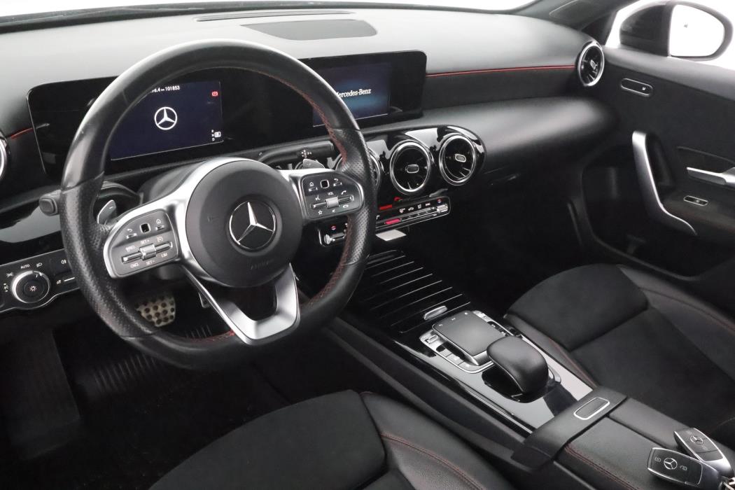 MERCEDES-BENZ A 2019