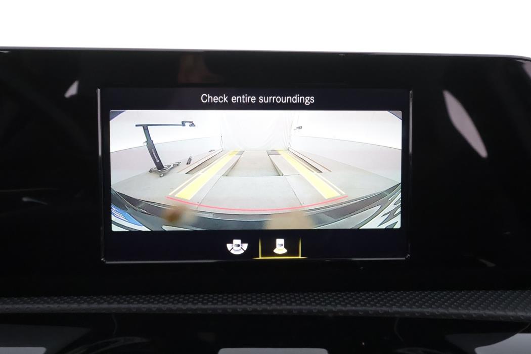 MERCEDES-BENZ A 2019