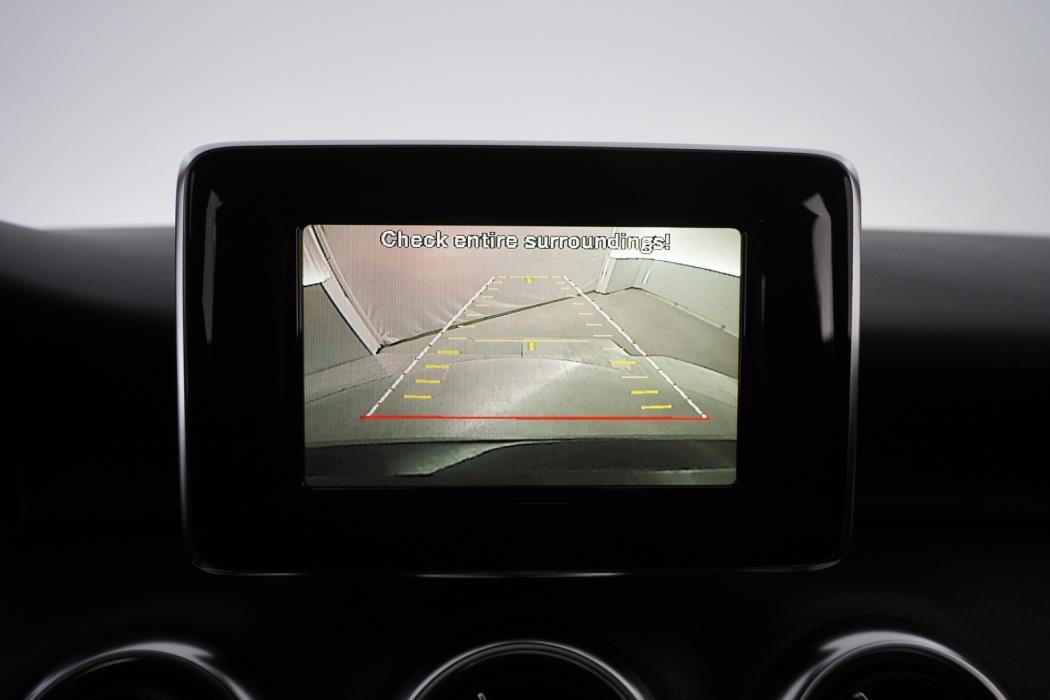 MERCEDES-BENZ A 2014