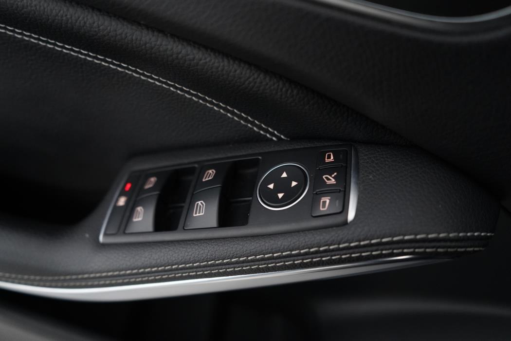 MERCEDES-BENZ A 2014