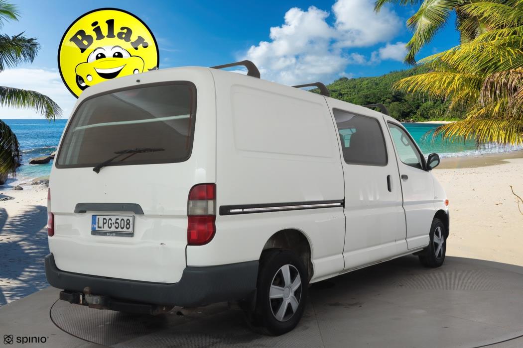 TOYOTA Hiace 2004