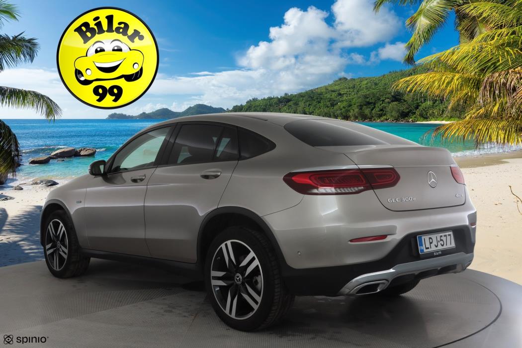 MERCEDES-BENZ GLC 2021