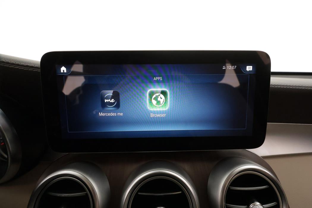 MERCEDES-BENZ GLC 2021