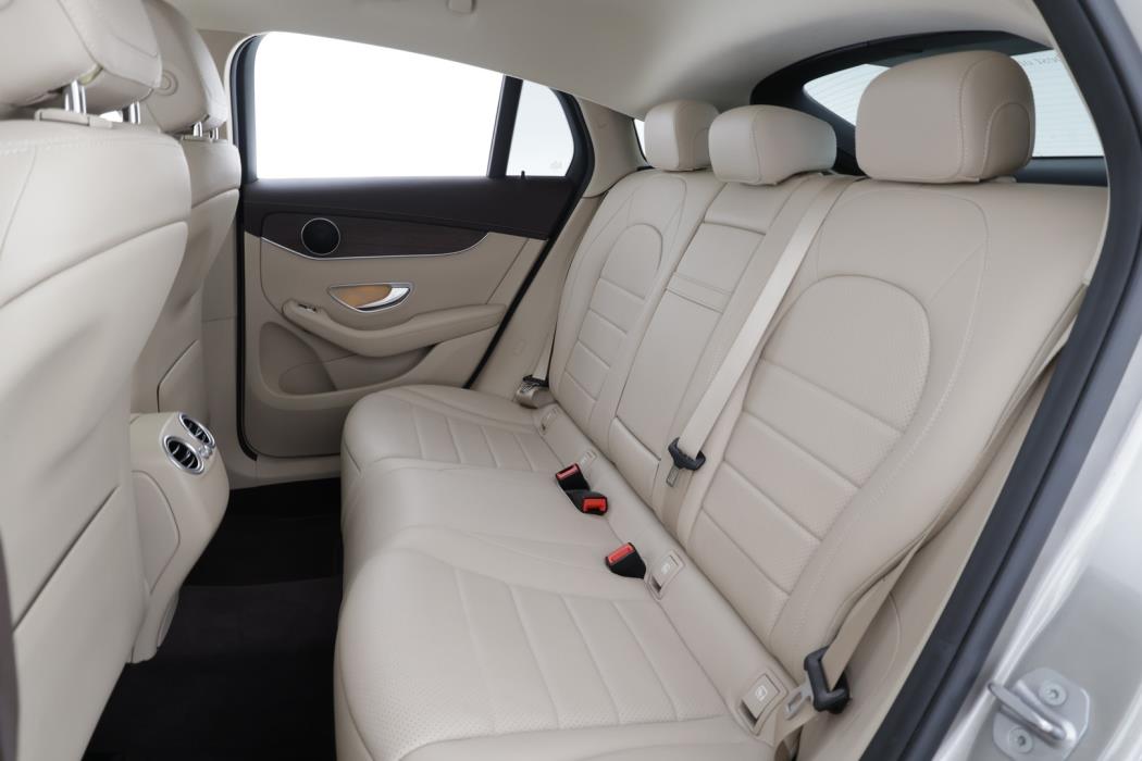 MERCEDES-BENZ GLC 2021