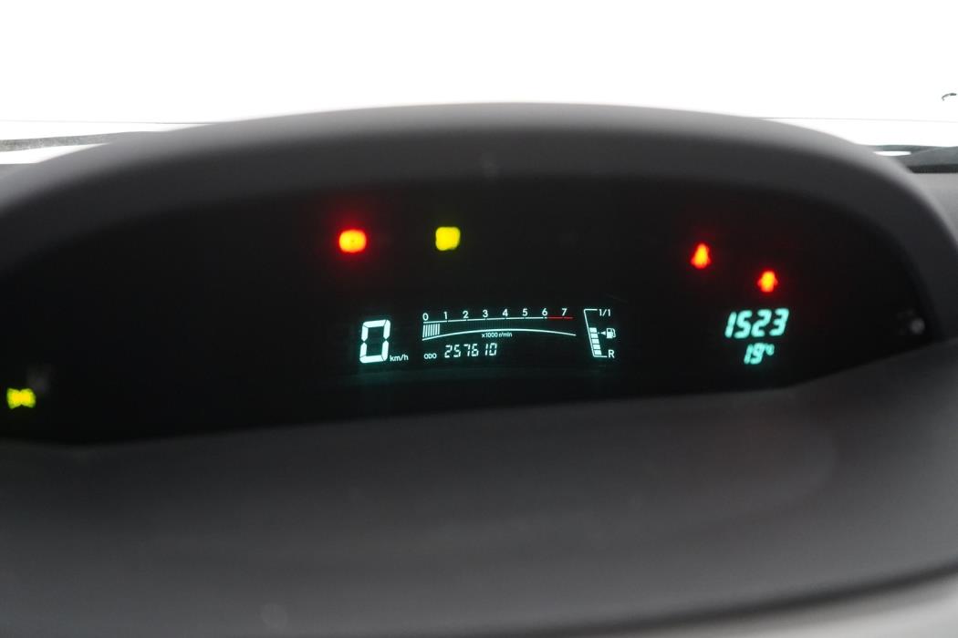 TOYOTA Yaris 2009