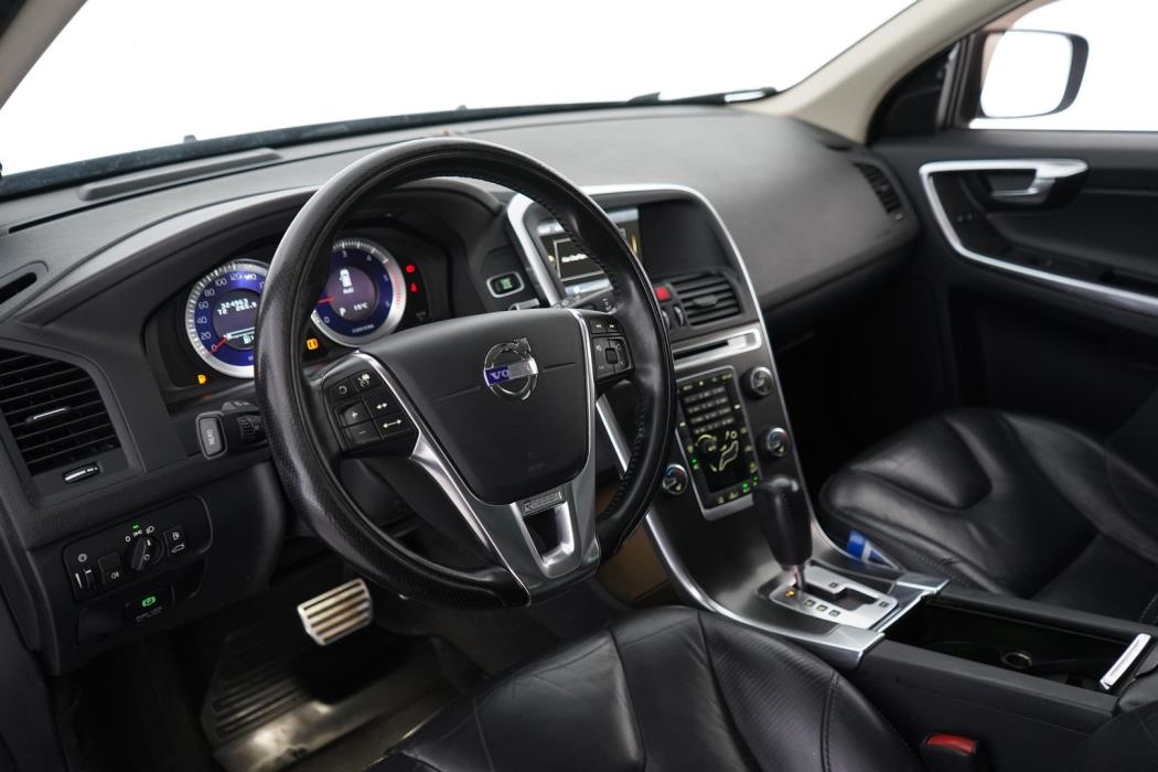 VOLVO XC60 2012