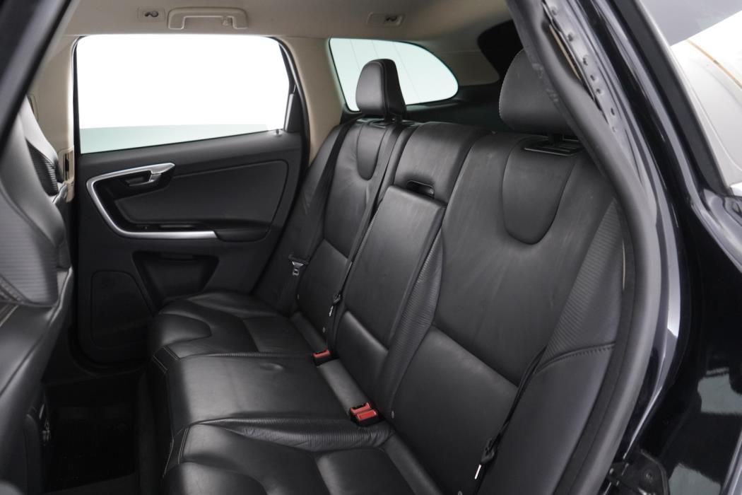 VOLVO XC60 2012