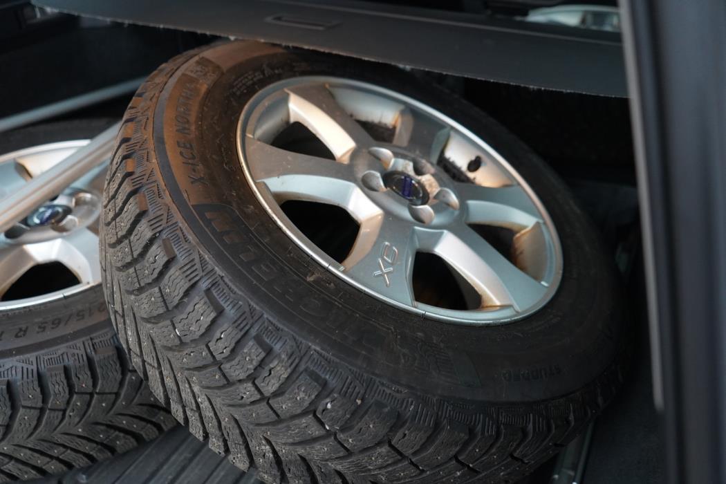 VOLVO XC70 2012
