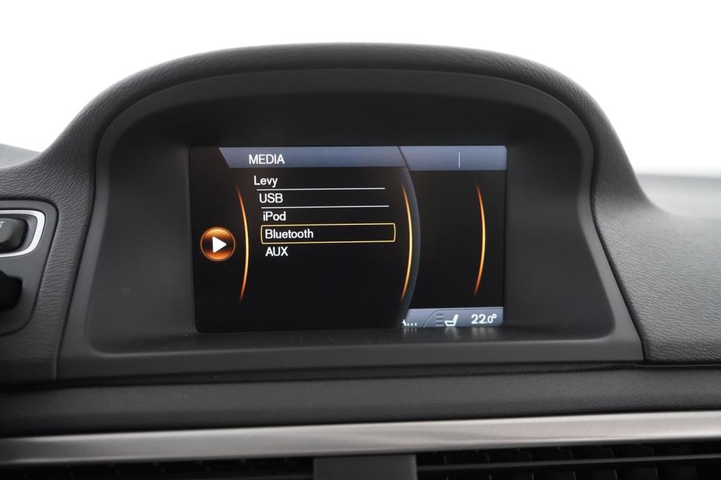 VOLVO XC70 2012