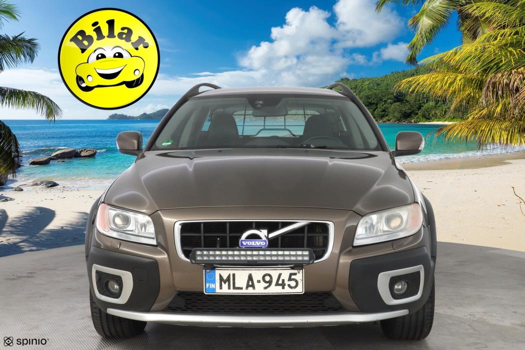 VOLVO XC70 2012