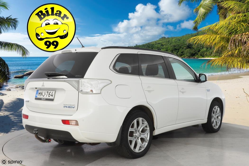 MITSUBISHI Outlander PHEV 2014