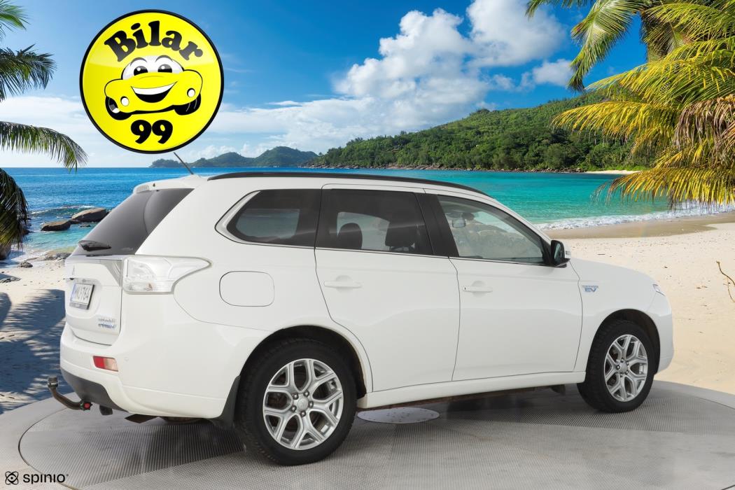 MITSUBISHI Outlander PHEV 2014
