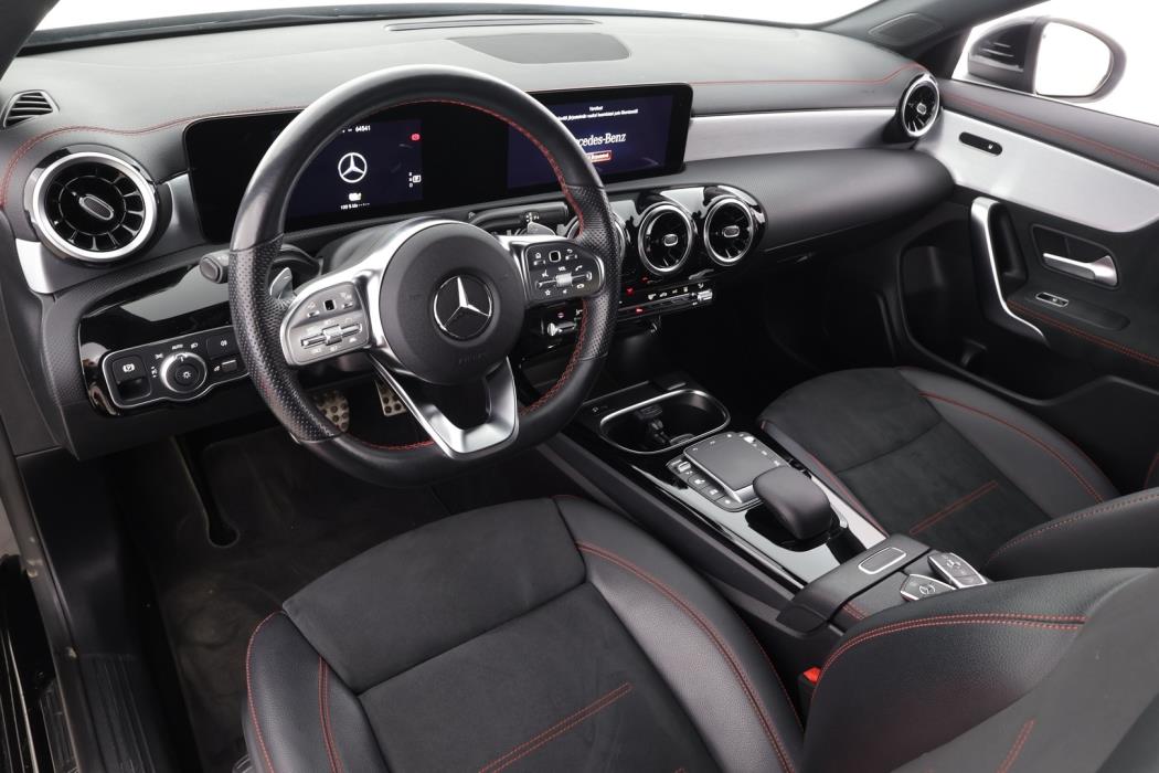 MERCEDES-BENZ CLA 2022