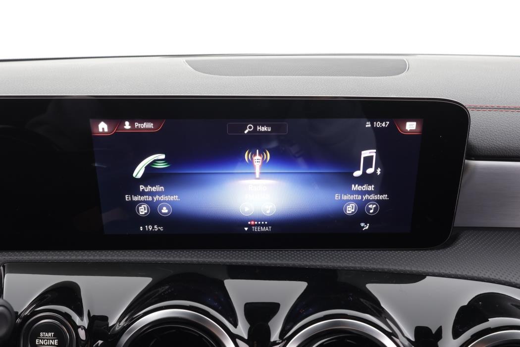 MERCEDES-BENZ CLA 2022